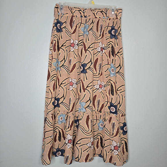 Dresses & Skirts - Christian Siriano Tan Floral Patterned Tiered Midi Skirt M